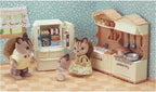 Sylvanian Families - Set da gioco da cucina, set di mobili per bambini dai 3 anni in su