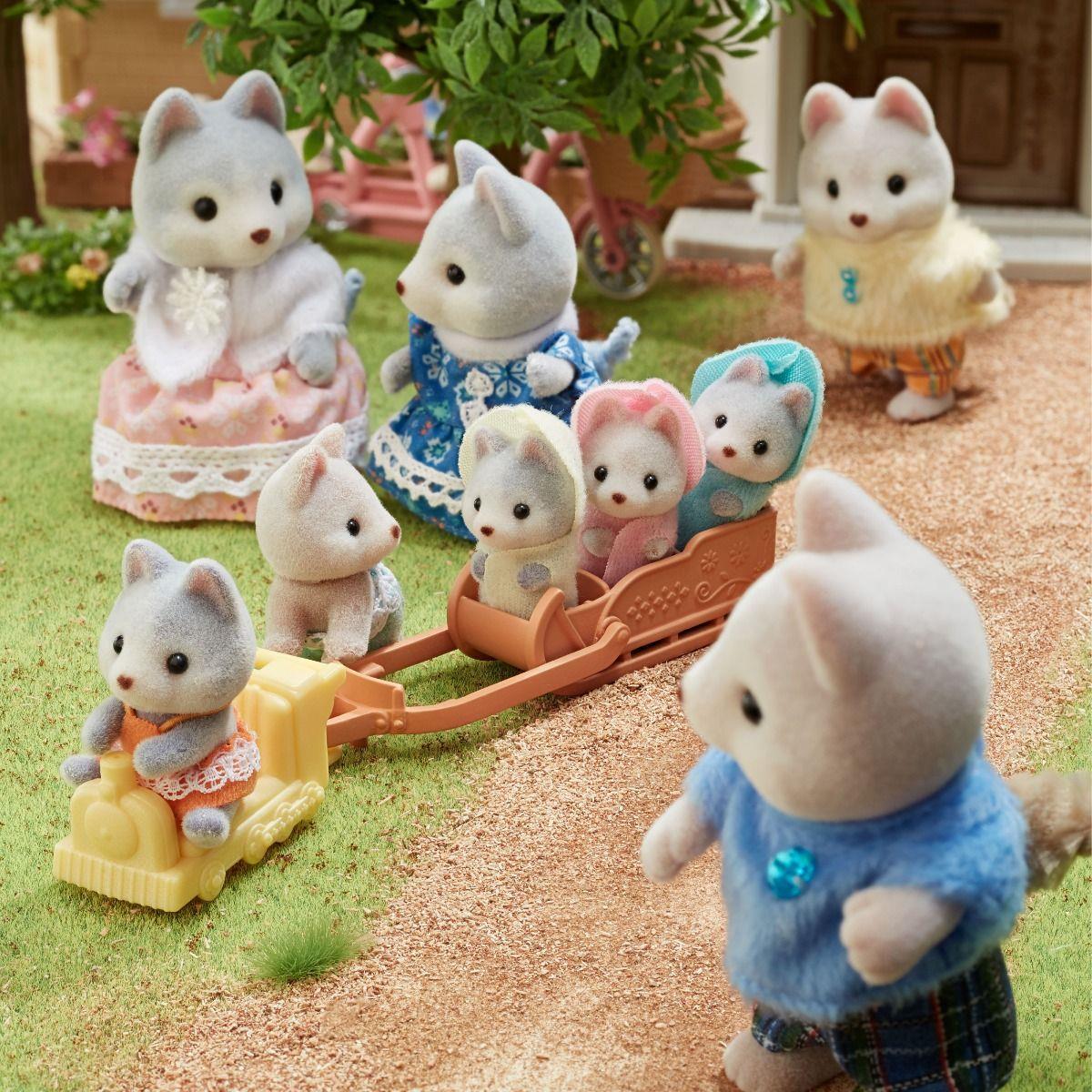 Sylvanian Families - Coffret de jeu Famille Husky pour les enfants de 3 ans et plus