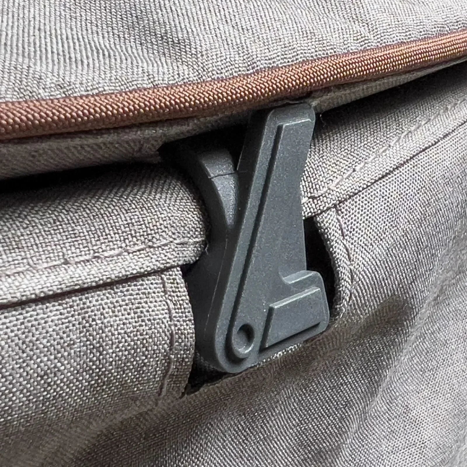 Wonderfold L4 Quad Stroller Wagon - Grey