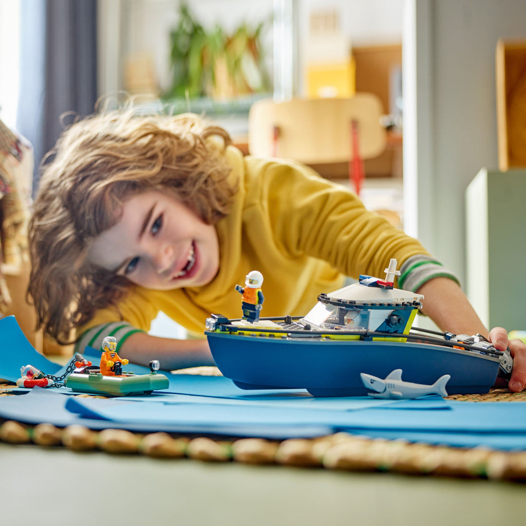 Lego City Police 60456 Police Boat Chase Toy Playset for Ages 6 and Up